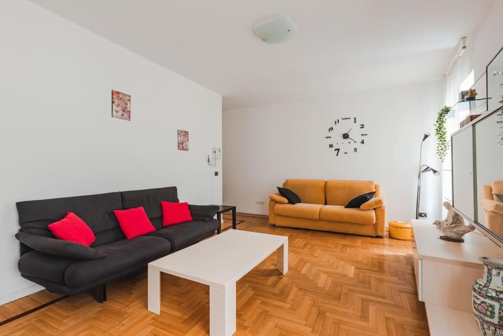 Piazza Unita Central Apartment 的里雅斯特 外观 照片