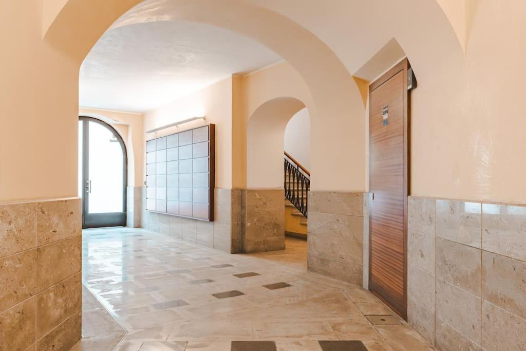 Piazza Unita Central Apartment 的里雅斯特 外观 照片