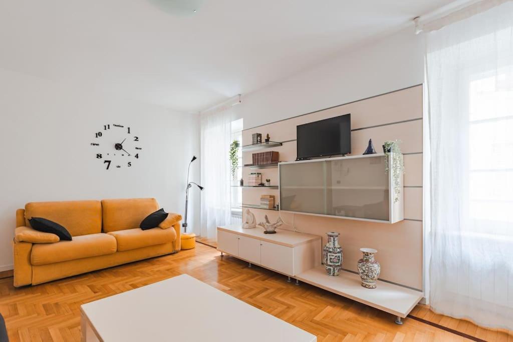 Piazza Unita Central Apartment 的里雅斯特 外观 照片
